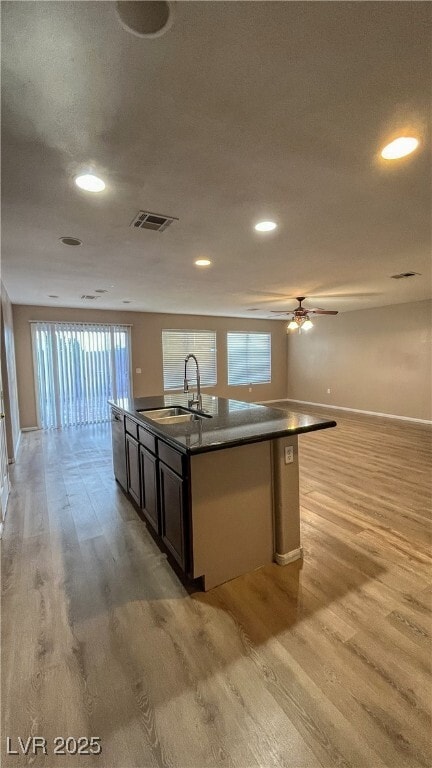 Building Photo - 721 E Caballo Hills Ave