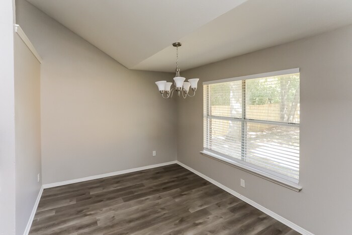 Building Photo - 6504 Pilgrim Ln