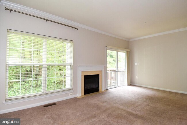 Building Photo - 15511 Kennett Square Way