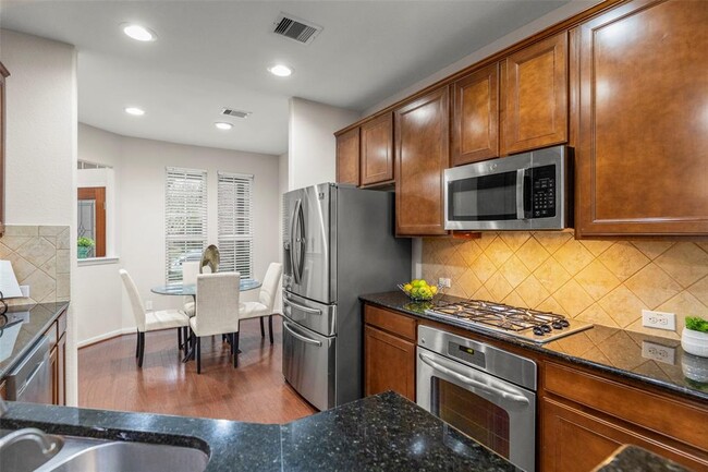 Building Photo - 1222 Glenwood Canyon Ln