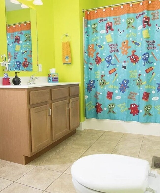 Building Photo - 3BR Home in Red Lion SD | Finished 3rd Floor, Garage, Balcony & Large Yard!