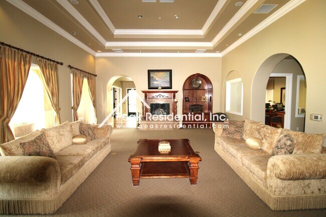 Building Photo - Very Nice 1bd/1ba North Natomas Condo with...