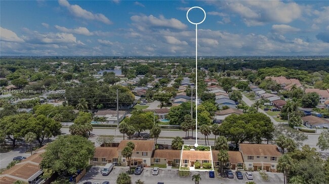 Building Photo - 3034 NW 69th Ct