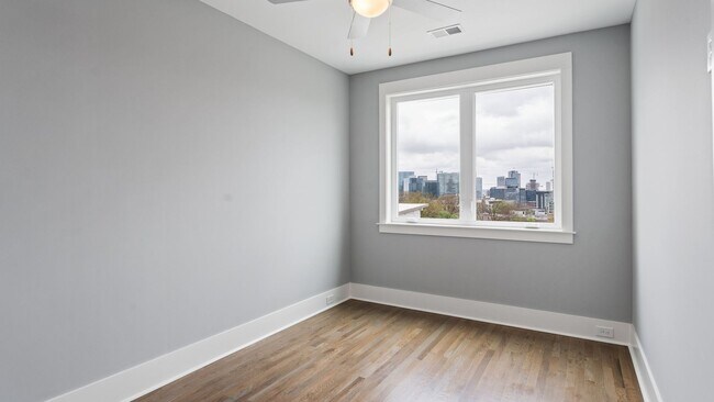 Building Photo - Nashville. Spotless & never been lived in 4BR/4.5BA home + separate office