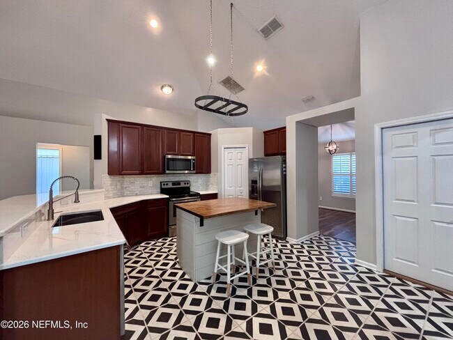 Building Photo - 1611 Heather Fields Ct