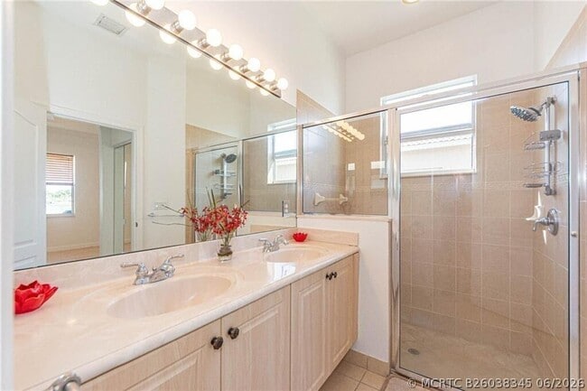 Building Photo - 6112 Santa Margarito Dr