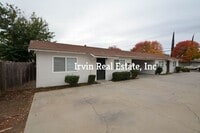 Building Photo - 1834-1834 Rose Ave