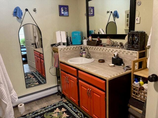 Building Photo - 178 Walnut Dr