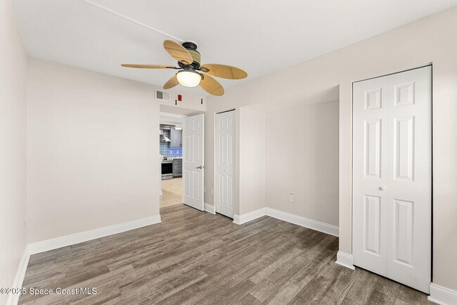 Building Photo - 1125 Jimmy Buffett Mem Hwy