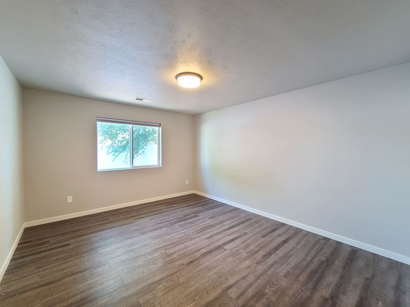 Building Photo - 3014 N Gillis Ct