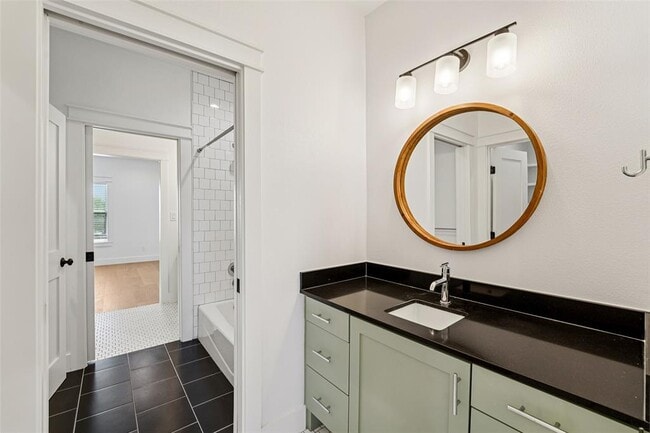 Building Photo - 416 Stagecoach Trail