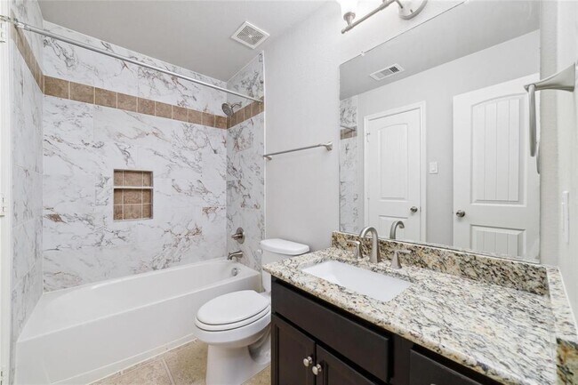 Building Photo - 21606 Hansom Dr
