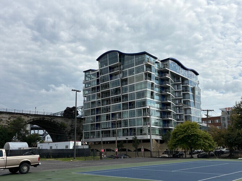 Building Photo - 1237 Washington Ave