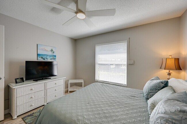 Building Photo - 3930 Leeward Passage Ct