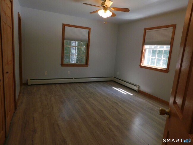 Building Photo - 60 Osga Ln