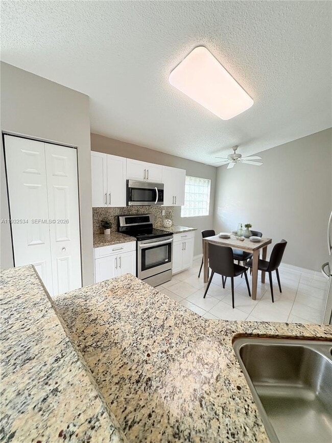 Building Photo - 4128 Sapphire Terrace