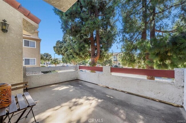 Building Photo - 2740 Gramercy Ave