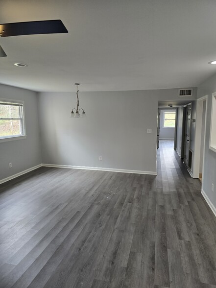 Dining room and hallway - 7984 Shady Oak Trl