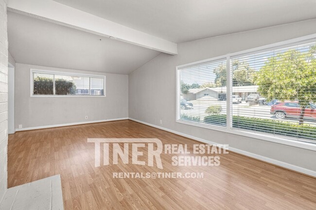 Building Photo - 8968 Talisman Dr
