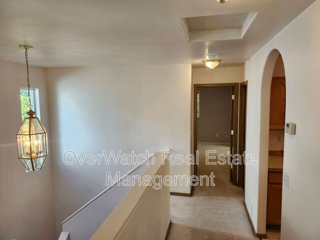 Building Photo - 4041 Lunar Dr