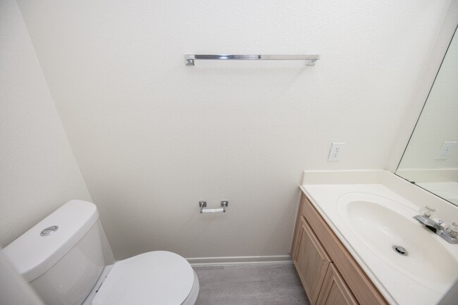 Building Photo - 2922 Copper Cliff Dr