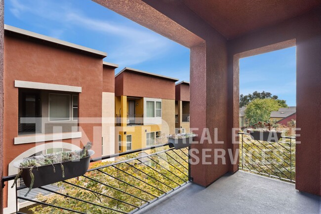 Building Photo - 785 Alloy Ct