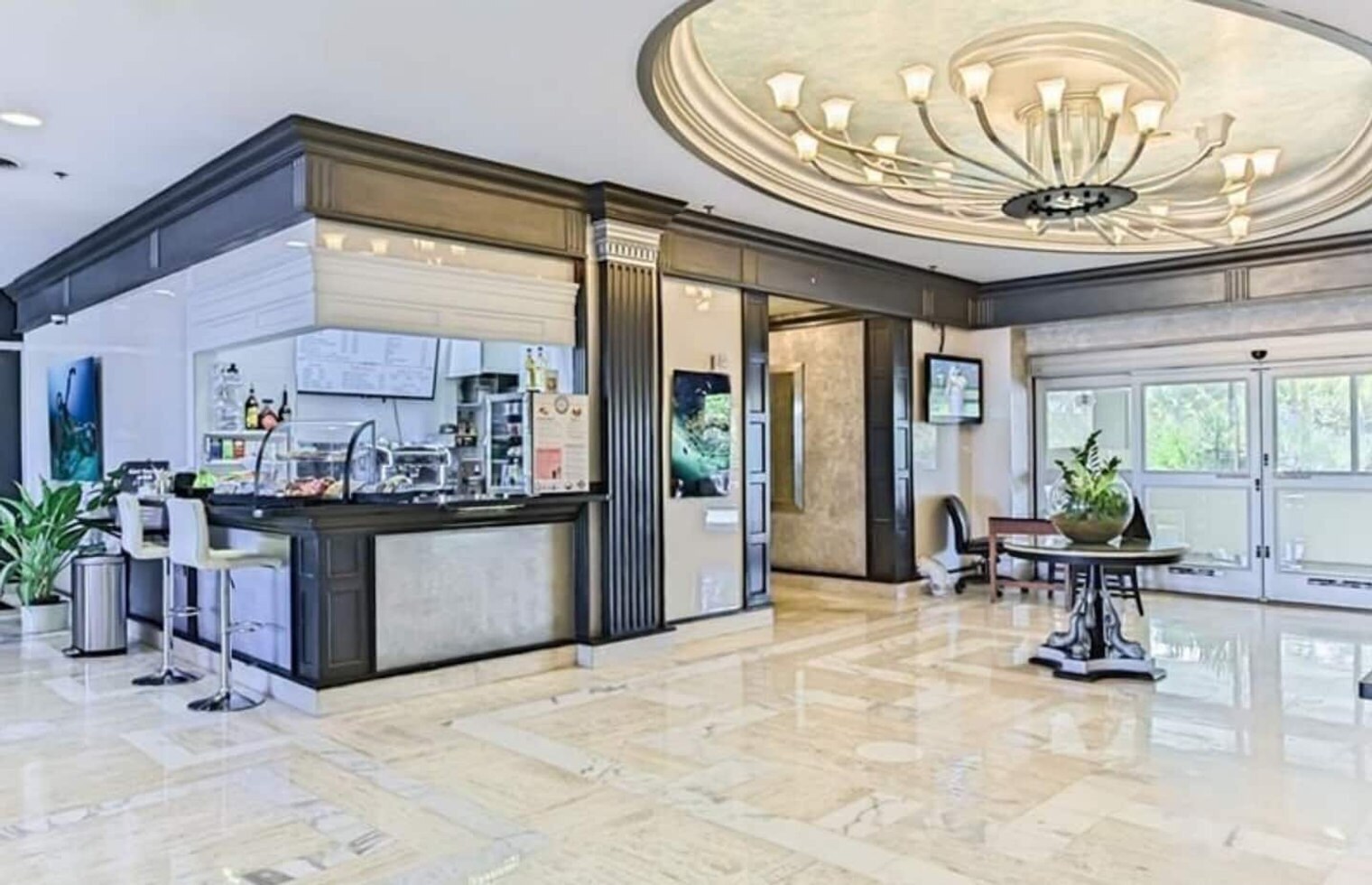 Building Photo - 4040 Galt Ocean Dr