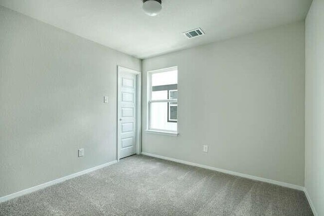 Building Photo - 1326 Goforth Rd