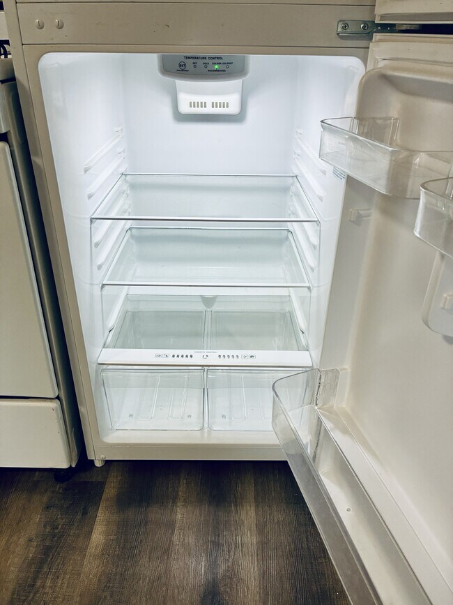 Building Photo - 1103 N 8th St