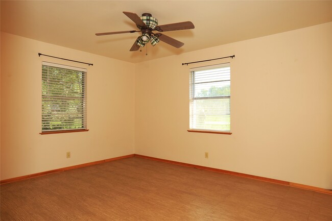 Building Photo - 1603 Avenue D