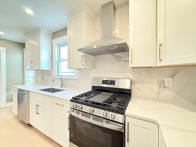 Building Photo - 21 High St