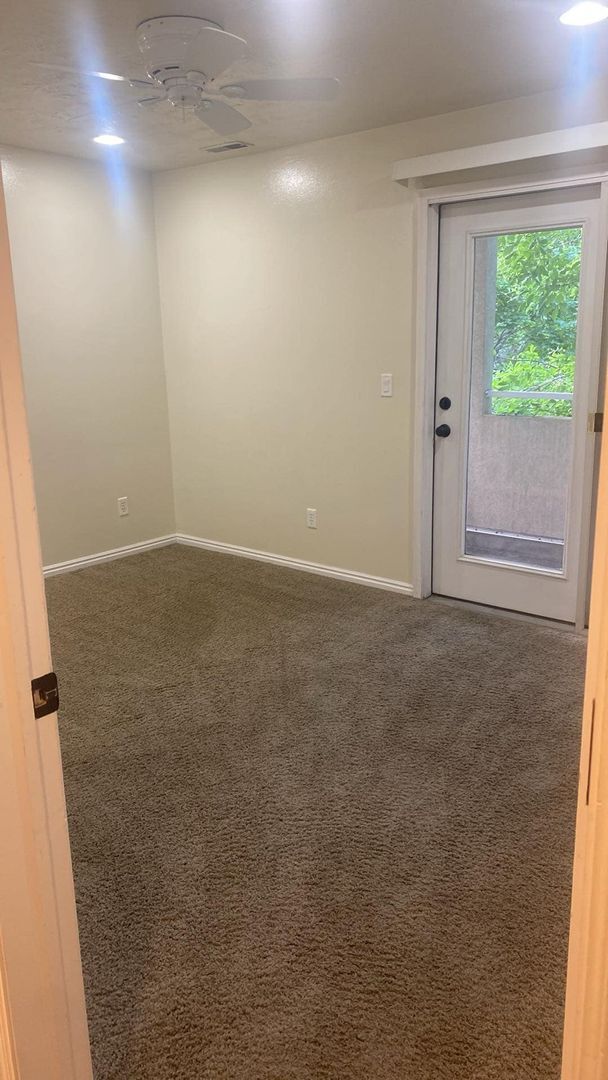 Building Photo - REDUCED RENT  (limited time ONLY). One Bedroom near Utah Valley Hospital, Provo Recreation Center...