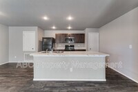 Building Photo - 242 N Marietta Wy