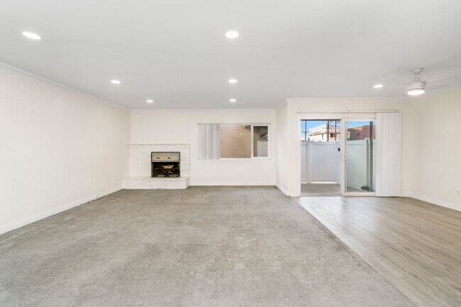 Interior Photo - 3720 Emerald St