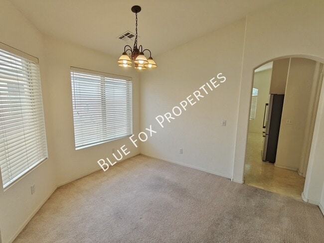 Building Photo - 7862 W Sacramento Hill Dr