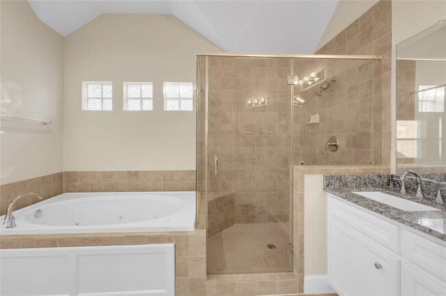 Building Photo - 8731 Bryam St