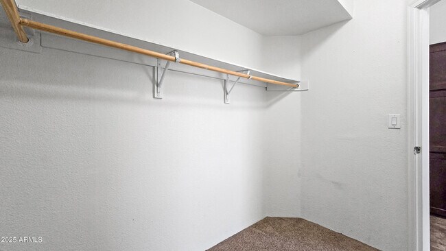 Building Photo - 7408 S 197th Dr