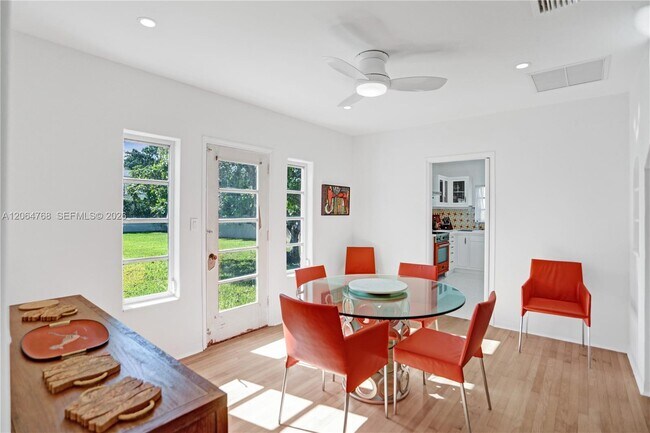 Building Photo - 2214 Segovia Cir