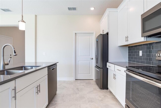 Building Photo - 12018 Grammar Ln