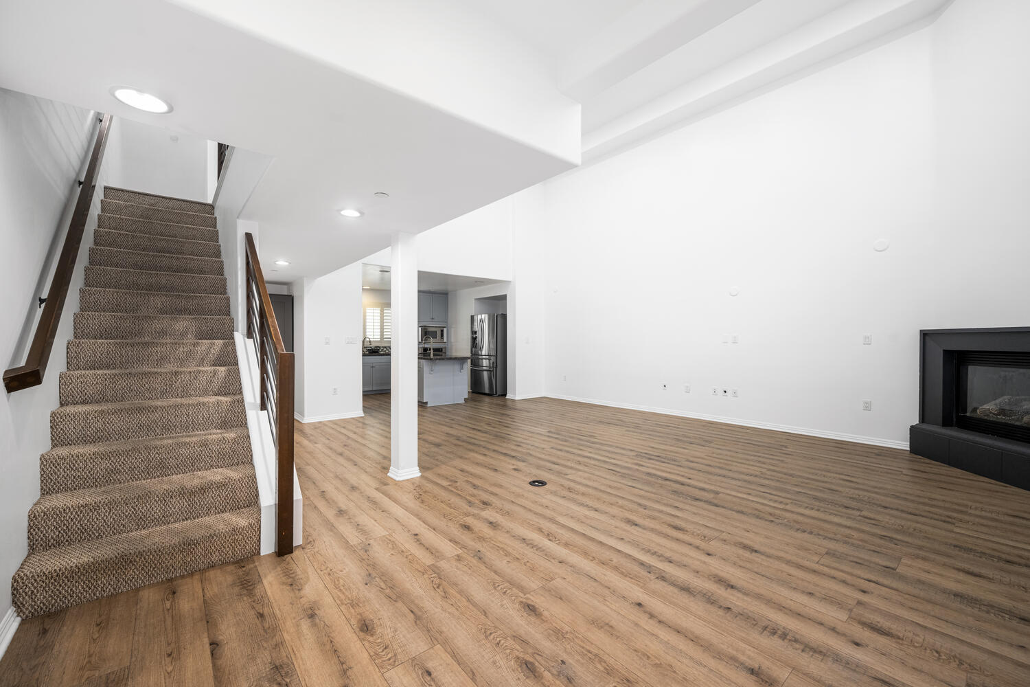 Building Photo - 7403 S Sepulveda Blvd