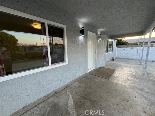 Building Photo - 150 W Saxon Ave