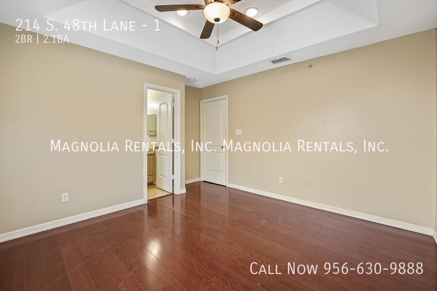 Building Photo - 214 S 48th Ln