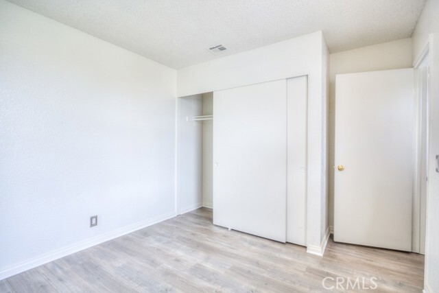Building Photo - 13006 Parkview Dr