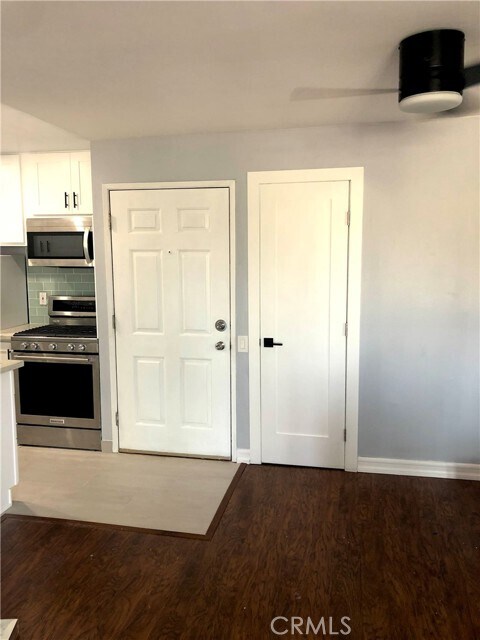 Building Photo - 2025 4th St