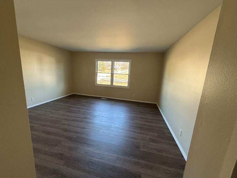 Building Photo - 1431 Brookwood Cir