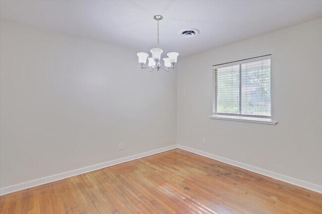 Building Photo - 111 Chiswick Cir