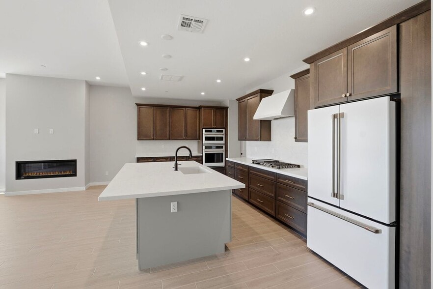 Building Photo - 941 Cumberwood Ct