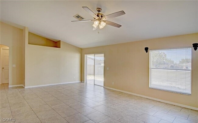 Building Photo - 1729 NE 21st St