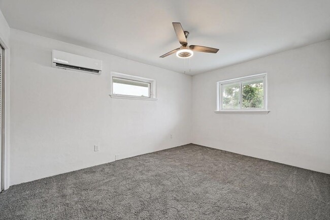 Building Photo - 107 Concord Cir