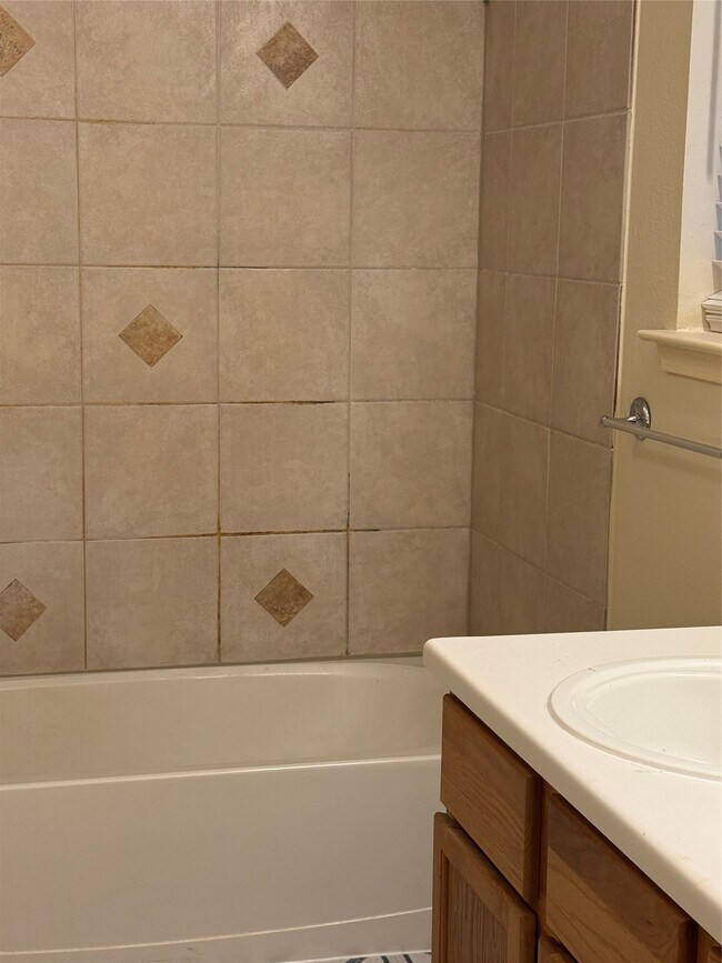 Building Photo - 17314 Glenmorris Dr